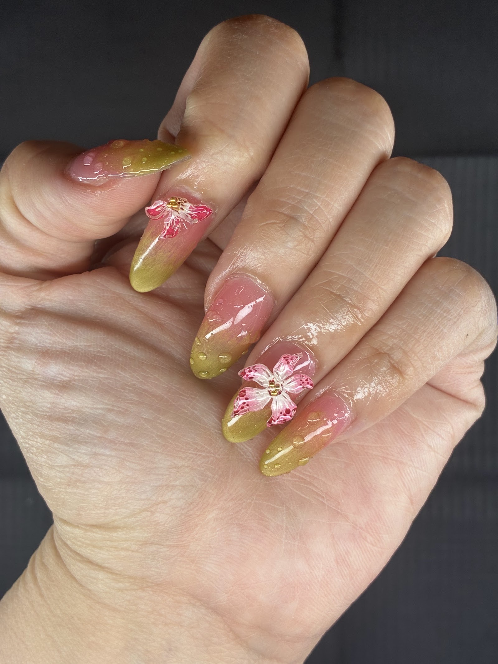 TK Nails & Lashes logo